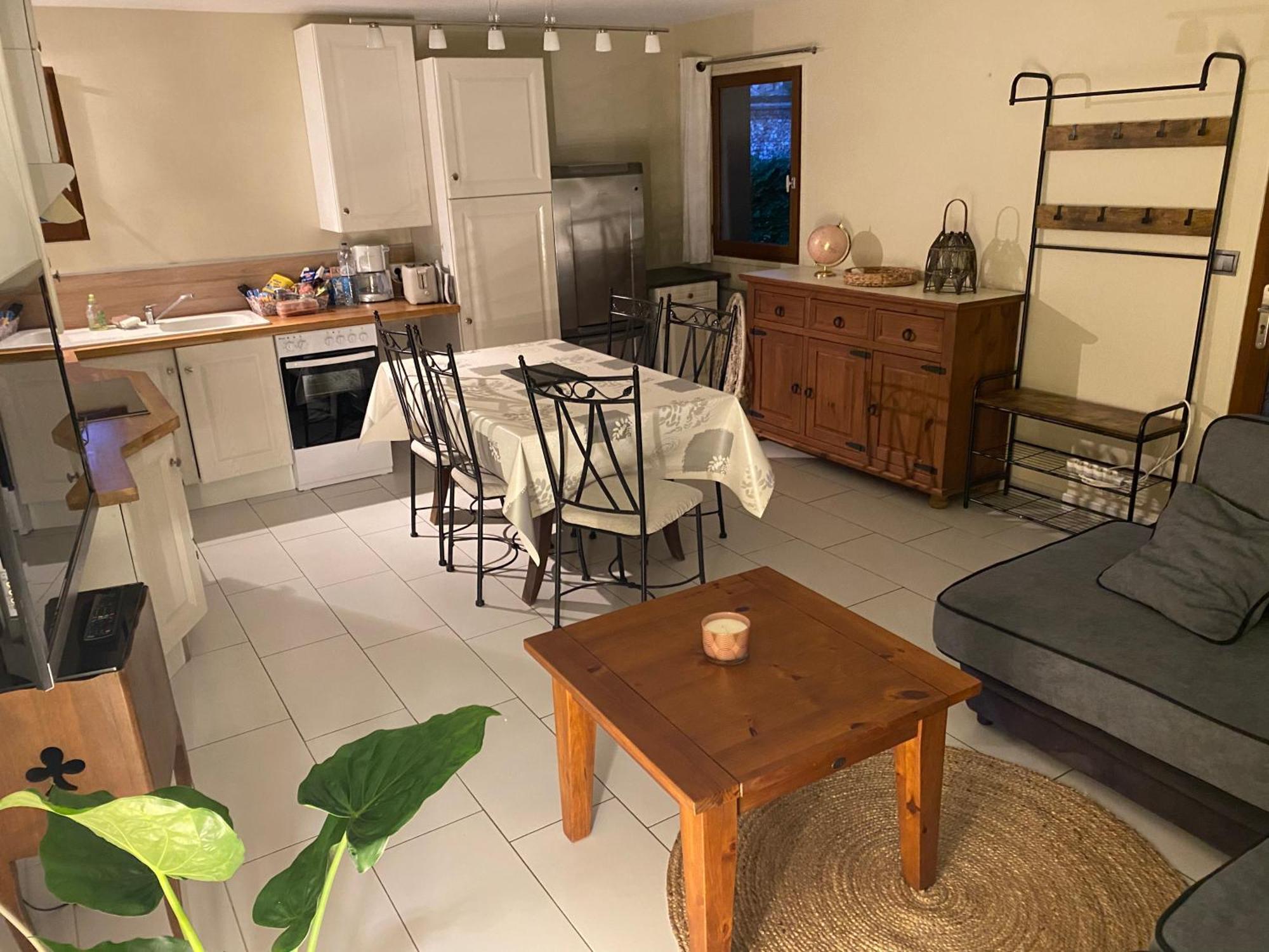 Holiday home Les Charmes De L'yeres